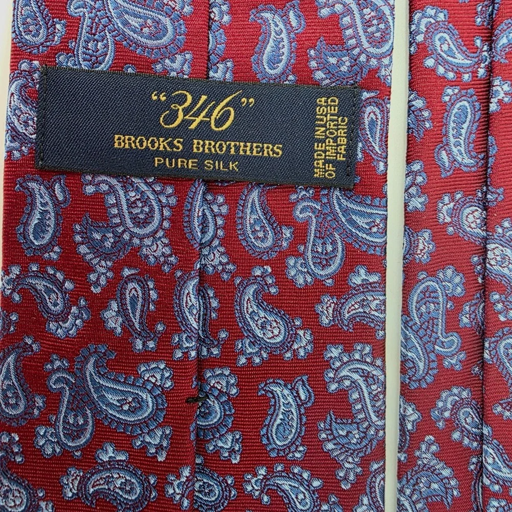 Brooks Brothers 346 Mens Pure Silk Paisley Tie Burgundy Blue Made in USA Preppy